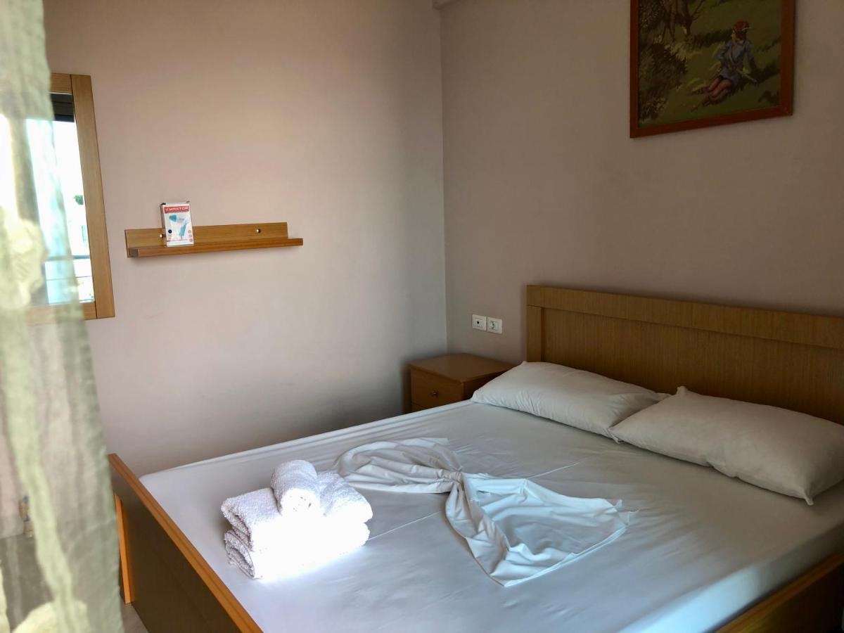 Lorenso Guest House ساراندا المظهر الخارجي الصورة