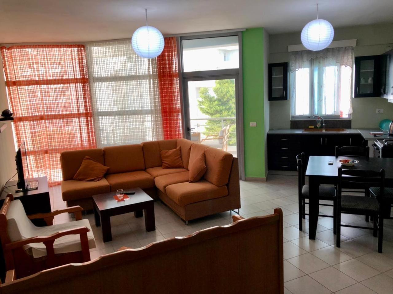 Lorenso Guest House ساراندا المظهر الخارجي الصورة