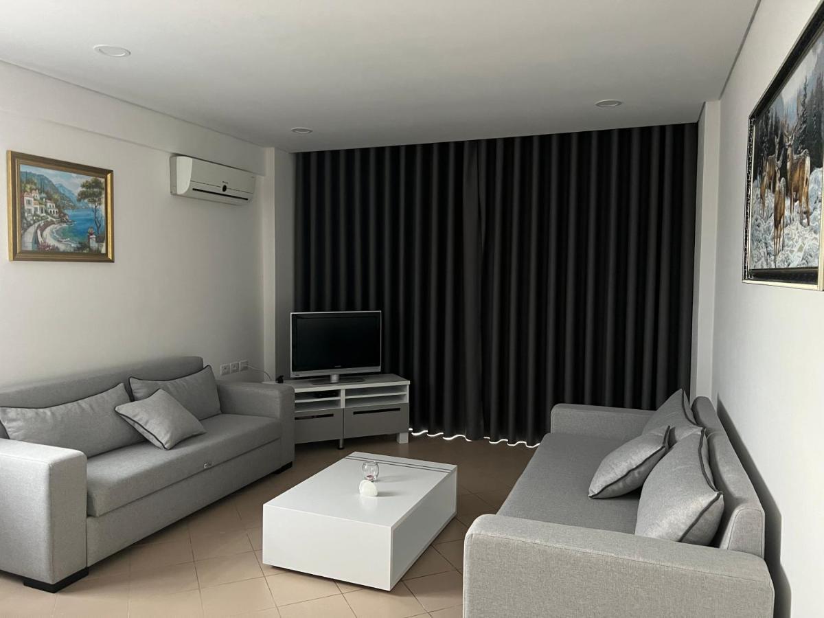Lorenso Guest House ساراندا المظهر الخارجي الصورة